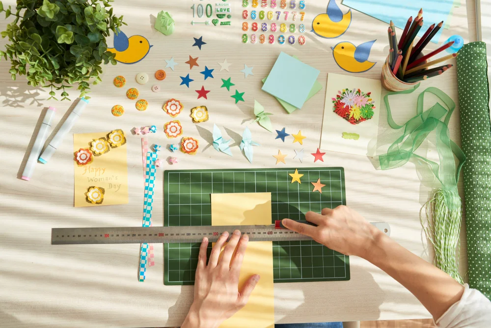 Stuff Made Out of Paper: DIY Crafts and Eco Designs